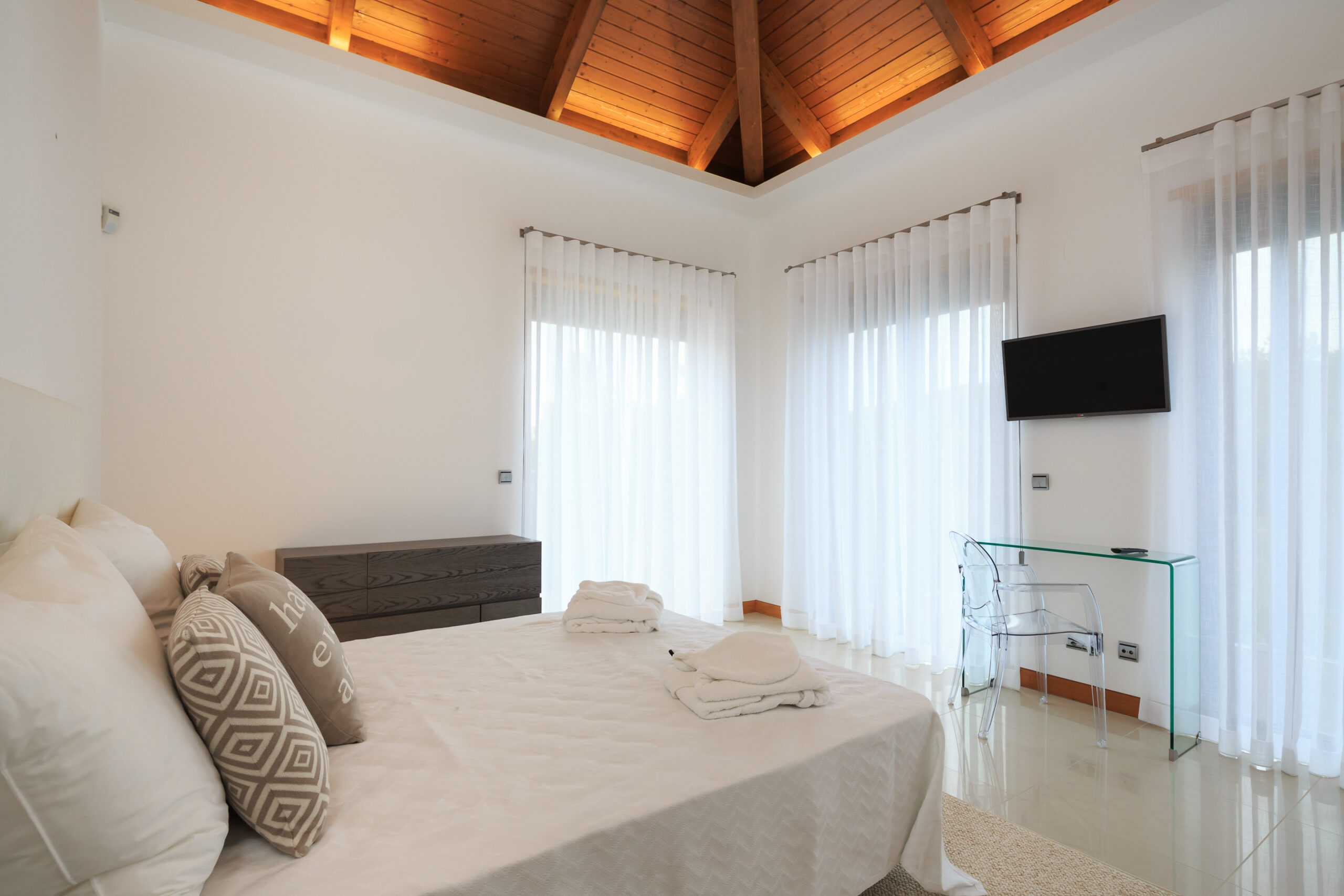 Two Bedroom Townhouse with pool