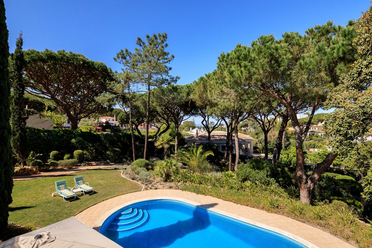 Three Bedroom Villa with pool