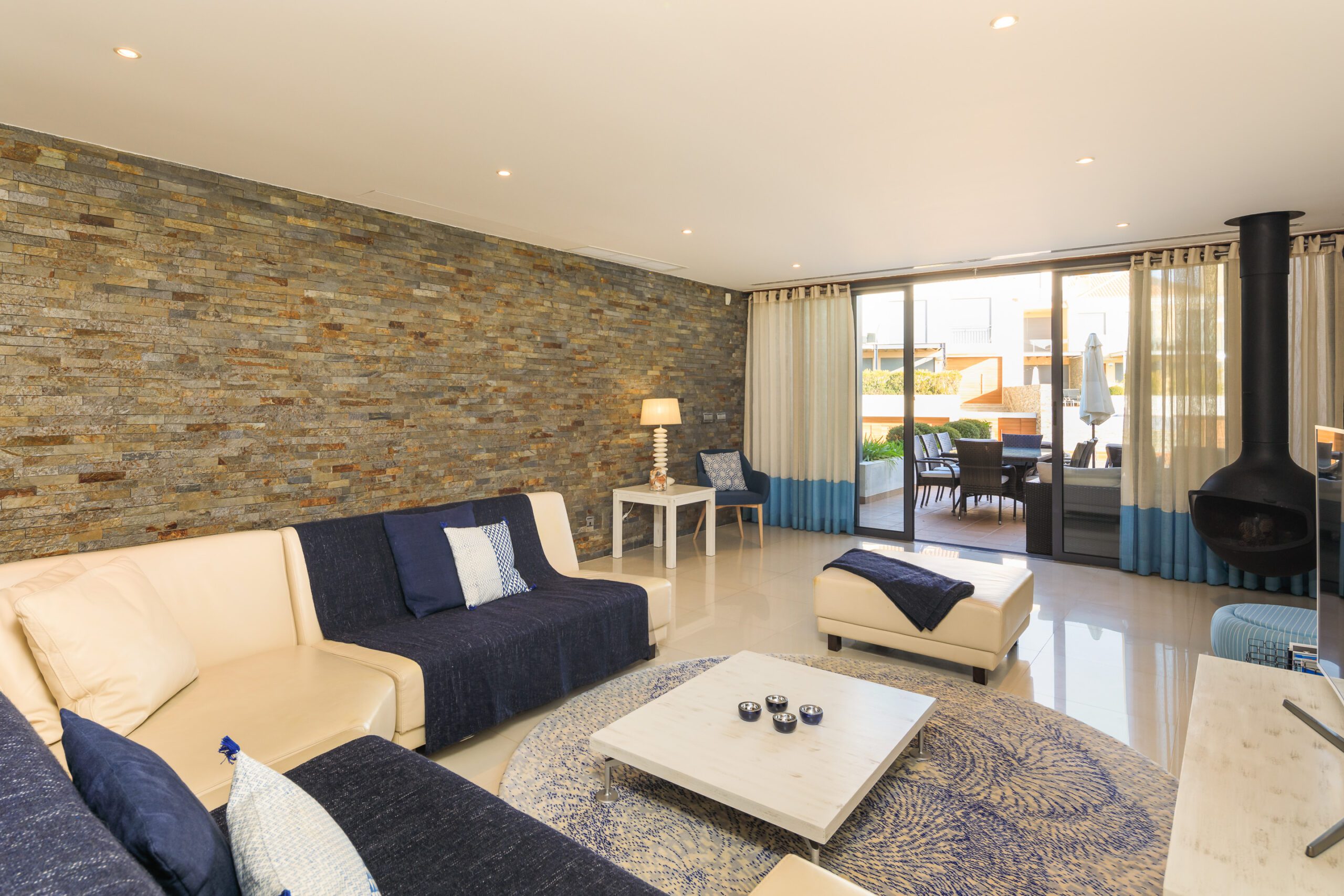 Three Bedroom Townhouse with pool