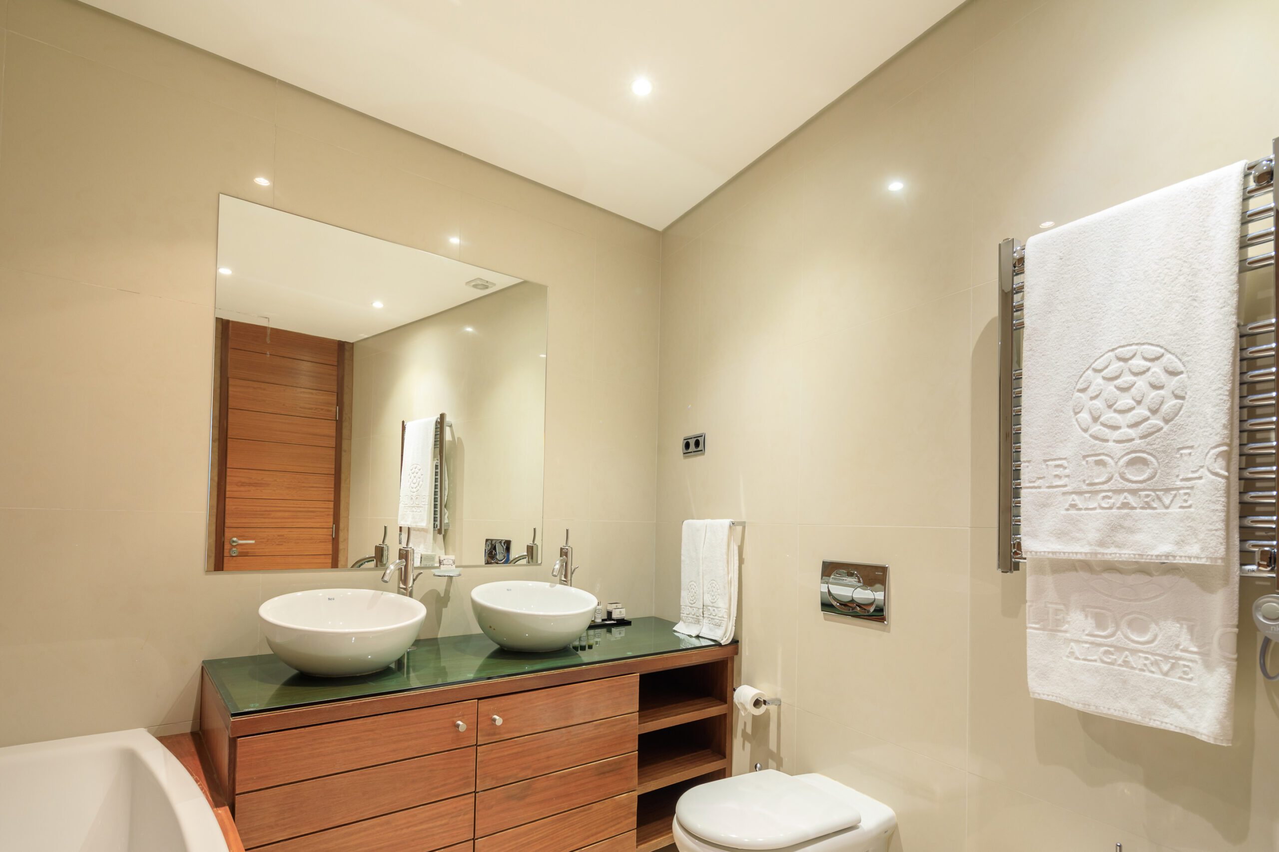 Three Bedroom Townhouse with pool