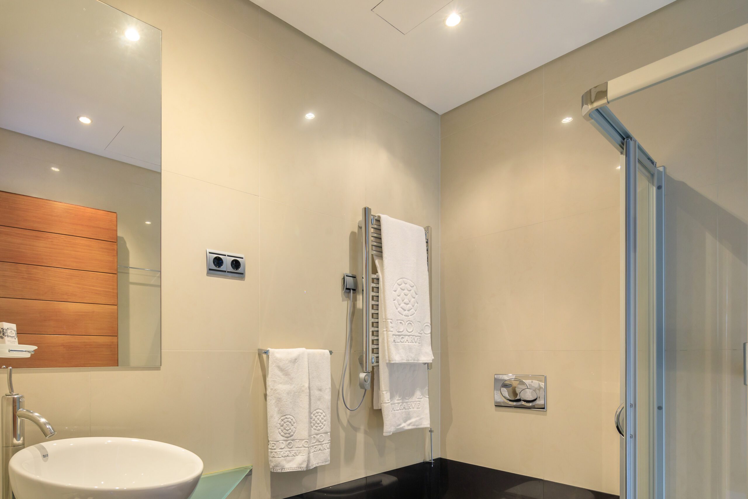 Three Bedroom Townhouse with pool