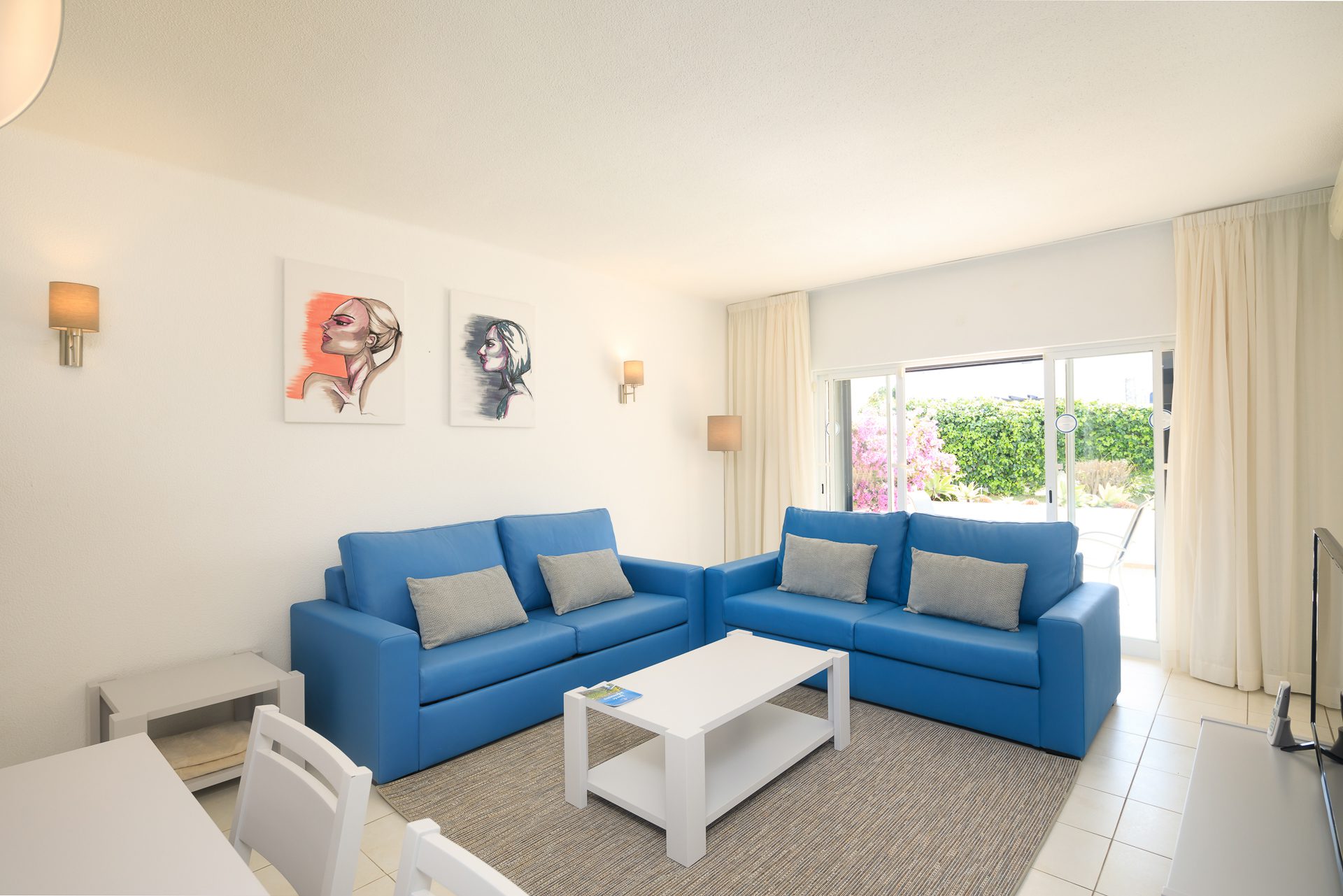 One Bedroom Apartment