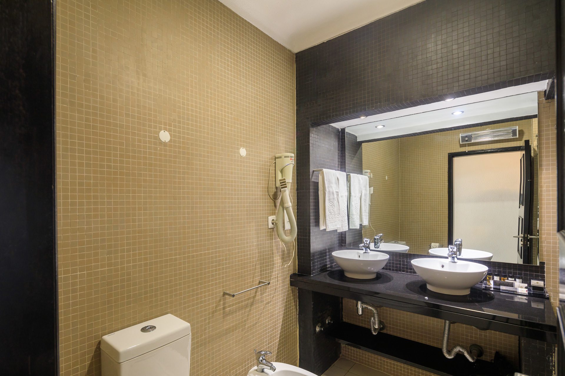 One Bedroom Apartment