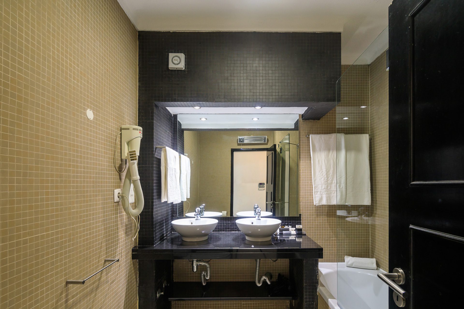 One Bedroom Apartment