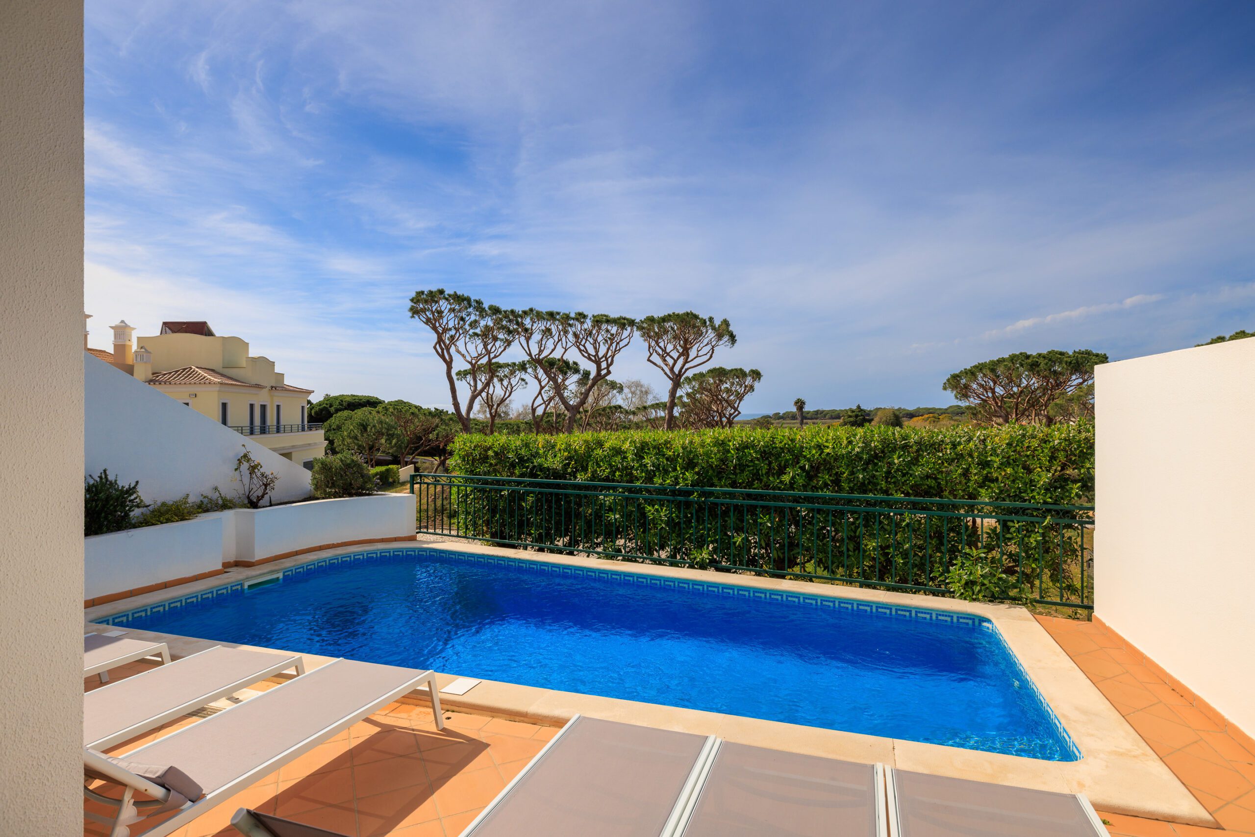 Three Bedroom Townhouse with pool