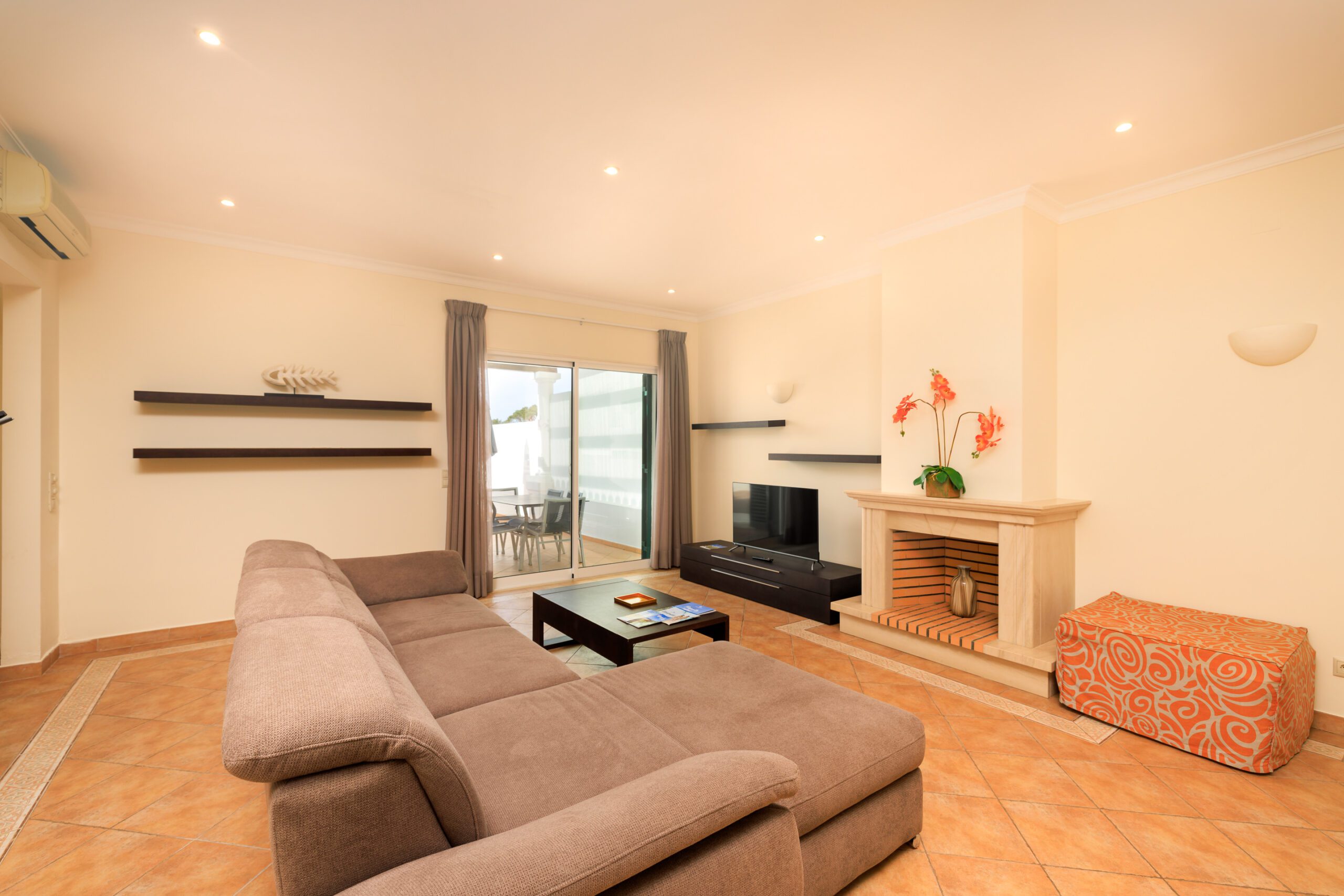 Three Bedroom Townhouse with pool