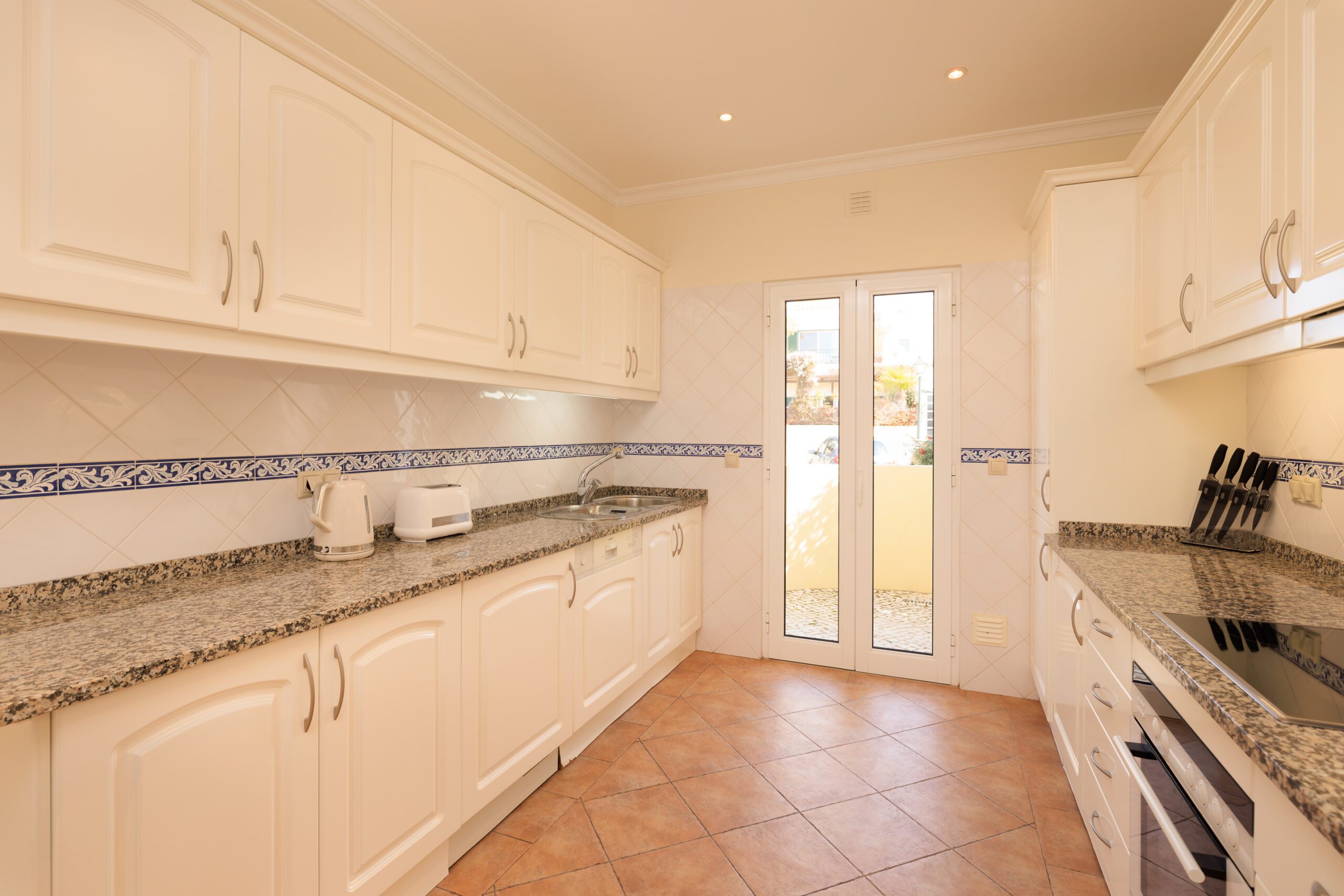 Three Bedroom Townhouse with pool
