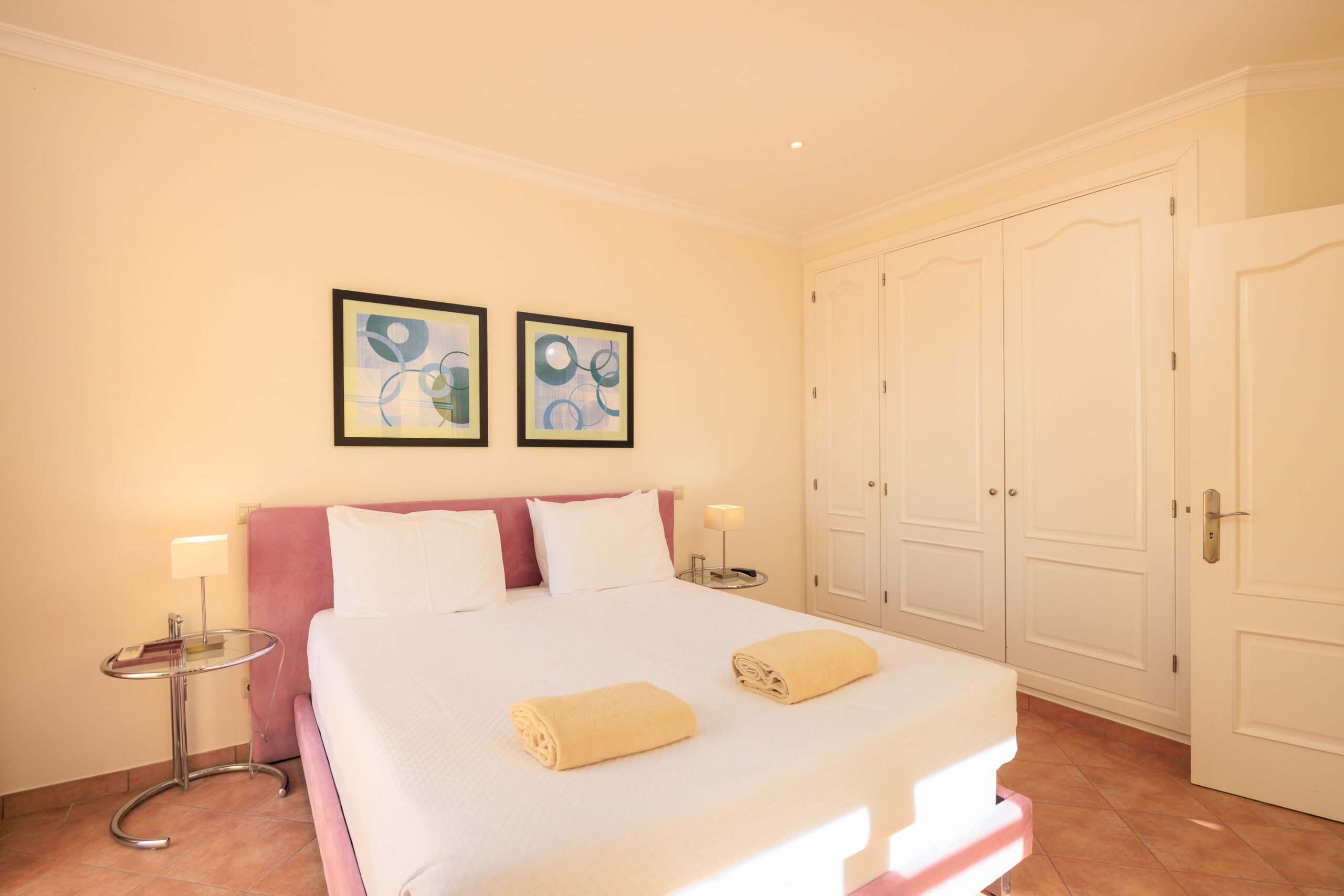 Three Bedroom Townhouse with pool