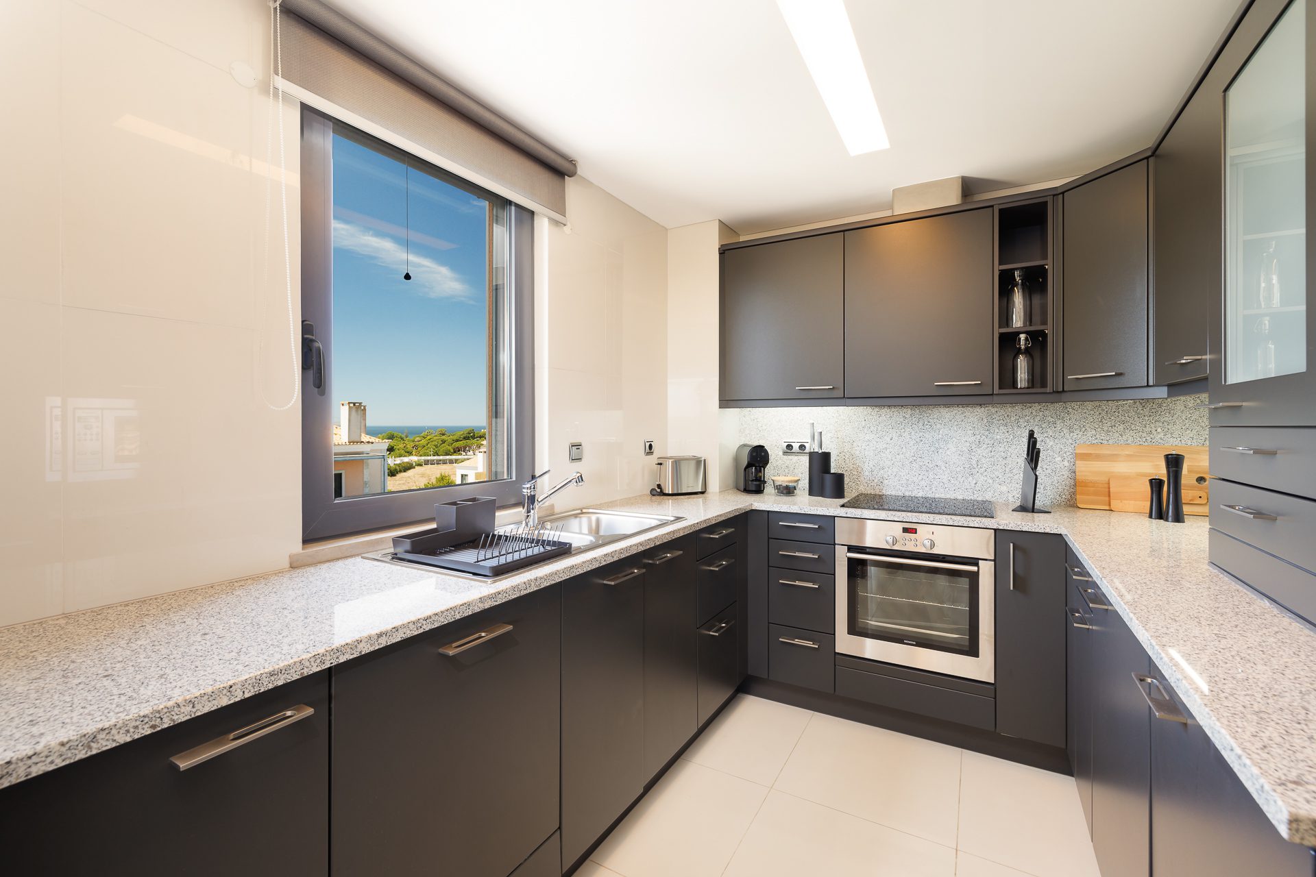 Two Bedroom Apartment with jacuzzi