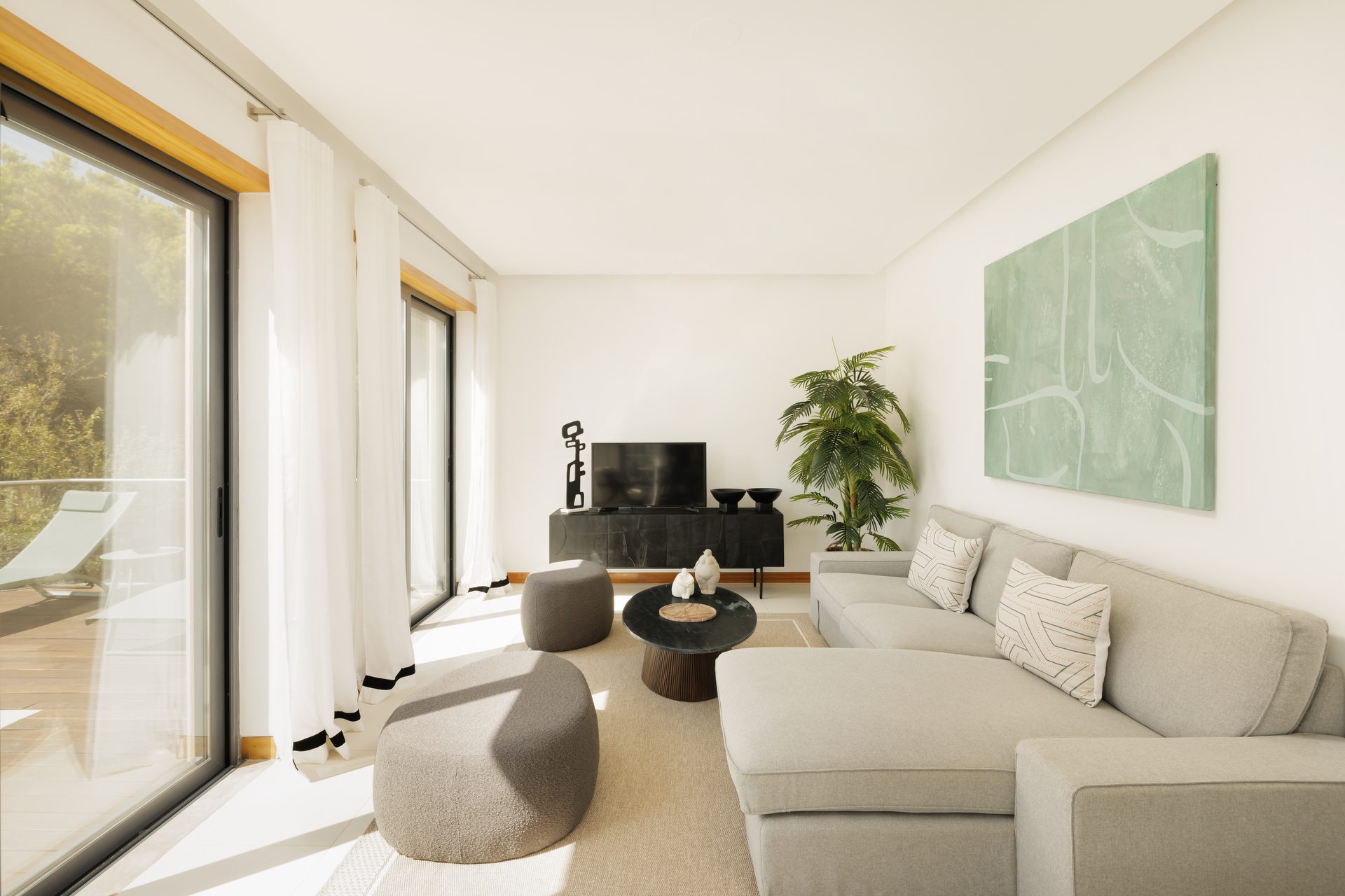 Two Bedroom Apartment with pool