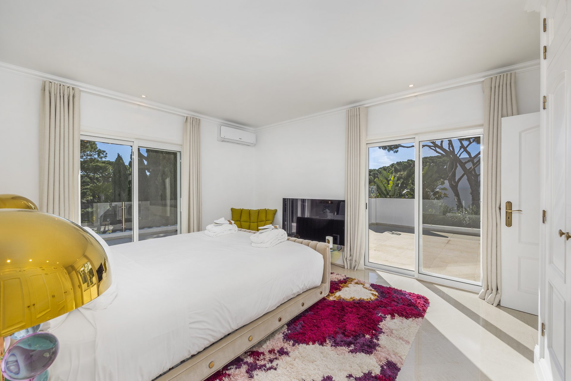 Four Bedroom Villa with pool