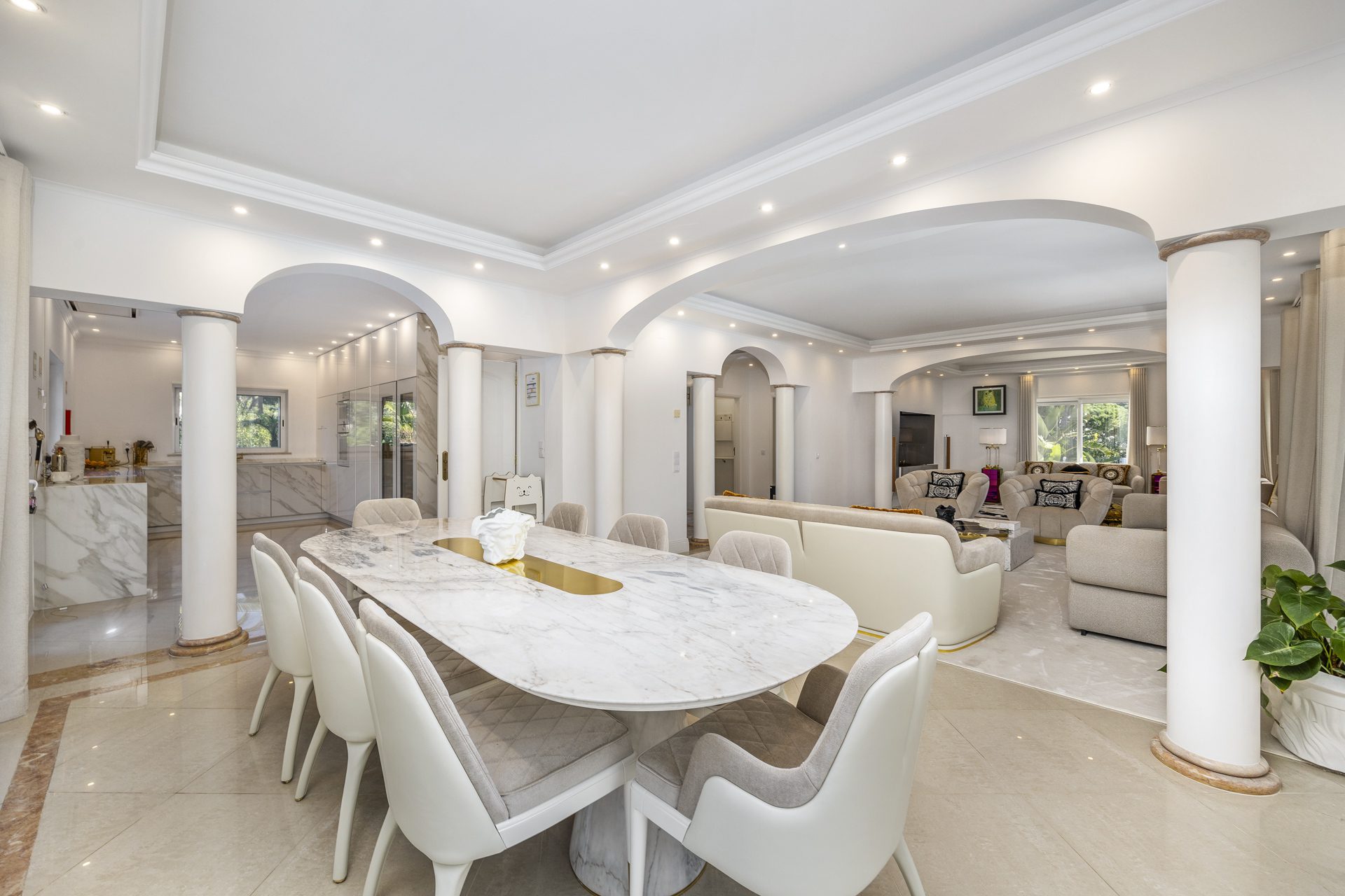 Four Bedroom Villa with pool