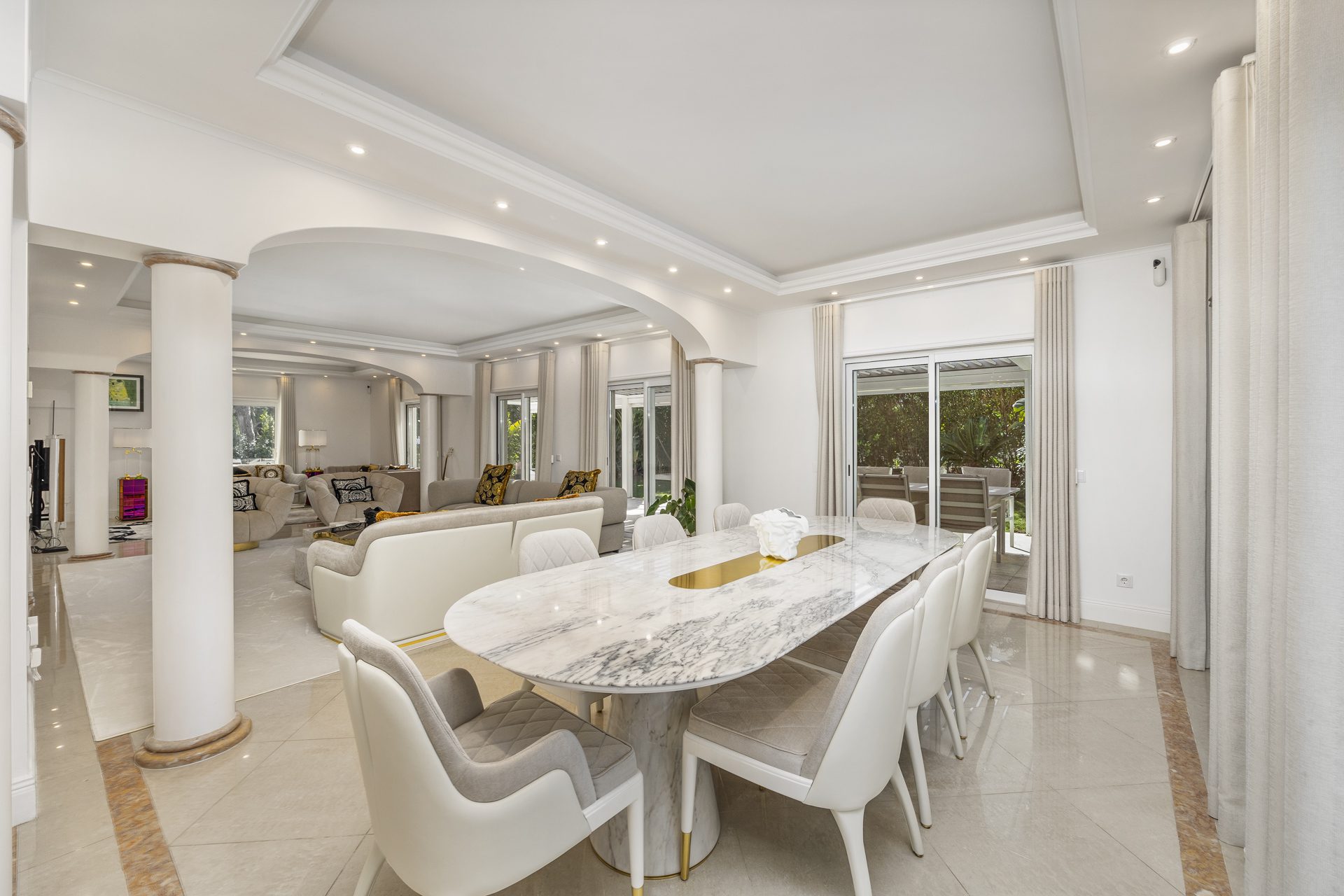 Four Bedroom Villa with pool