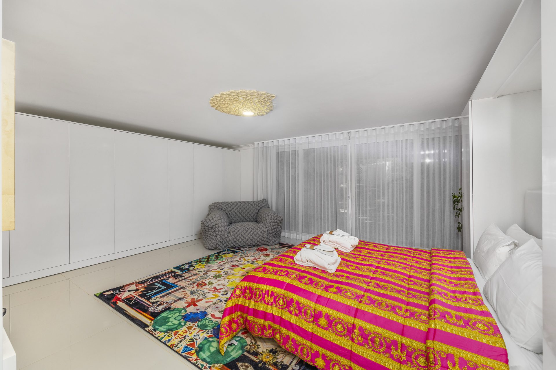 Four Bedroom Villa with pool