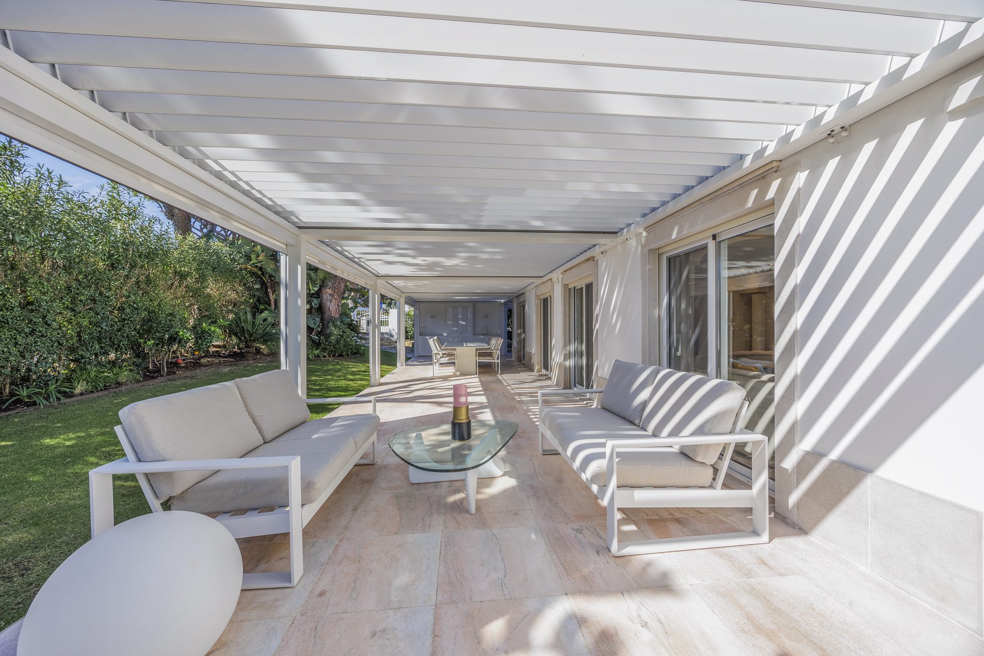 Four Bedroom Villa with pool