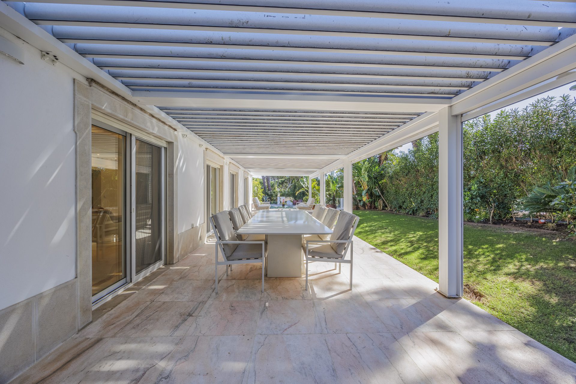 Four Bedroom Villa with pool