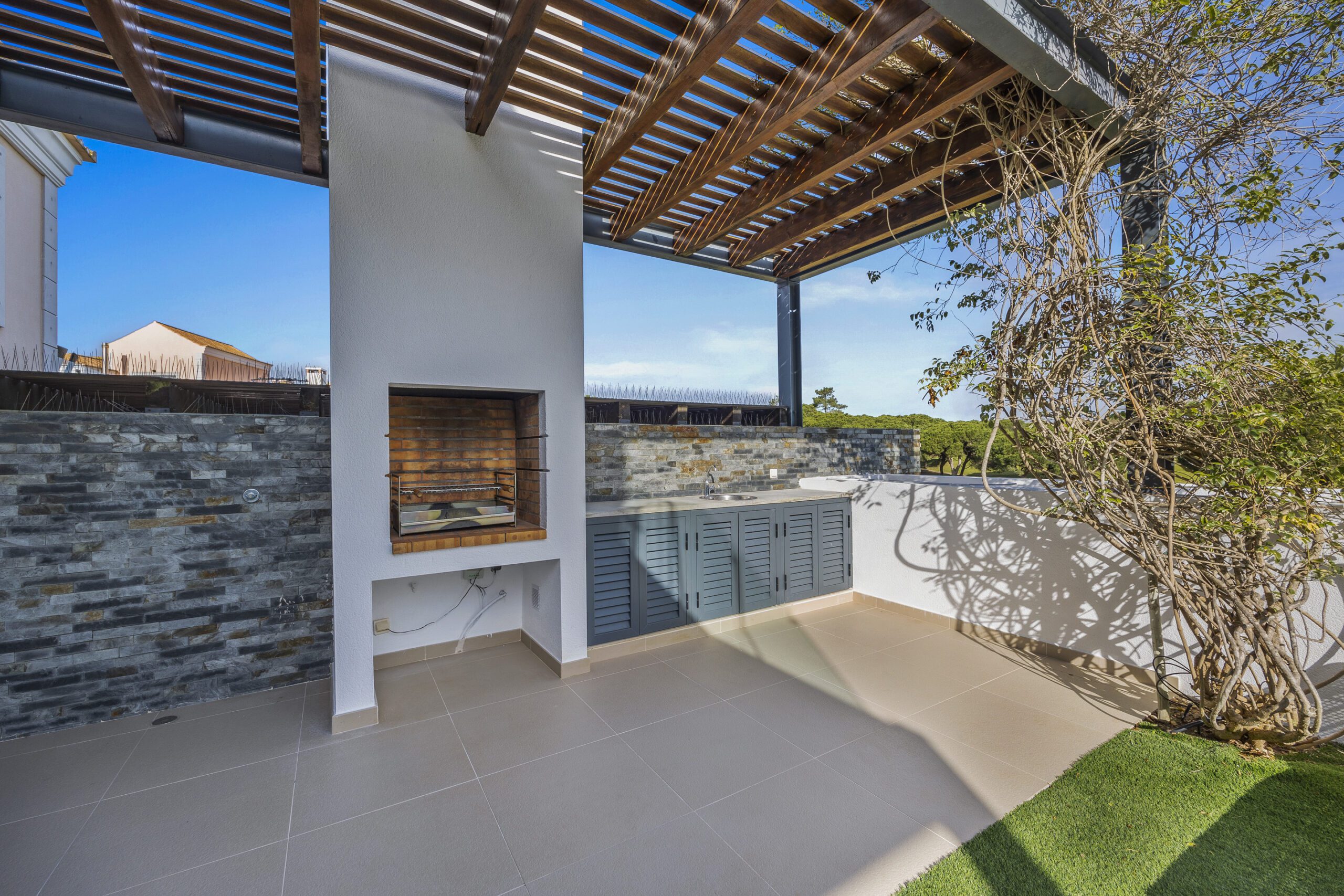 Two Bedroom Townhouse with pool