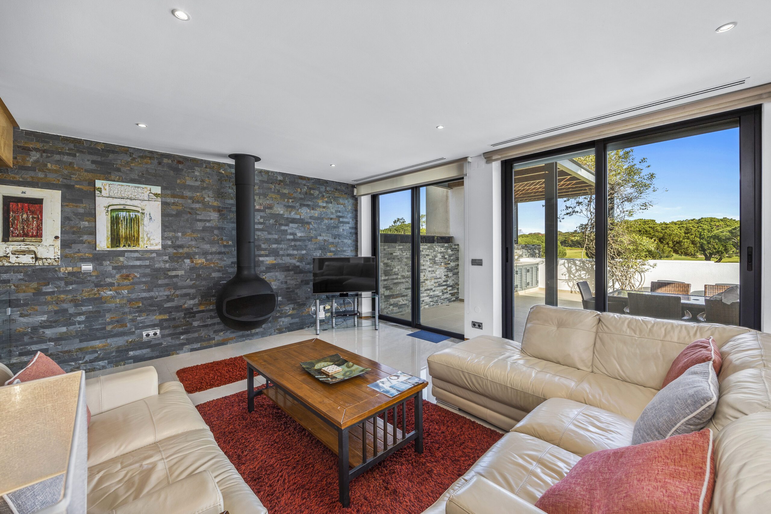 Two Bedroom Townhouse with pool