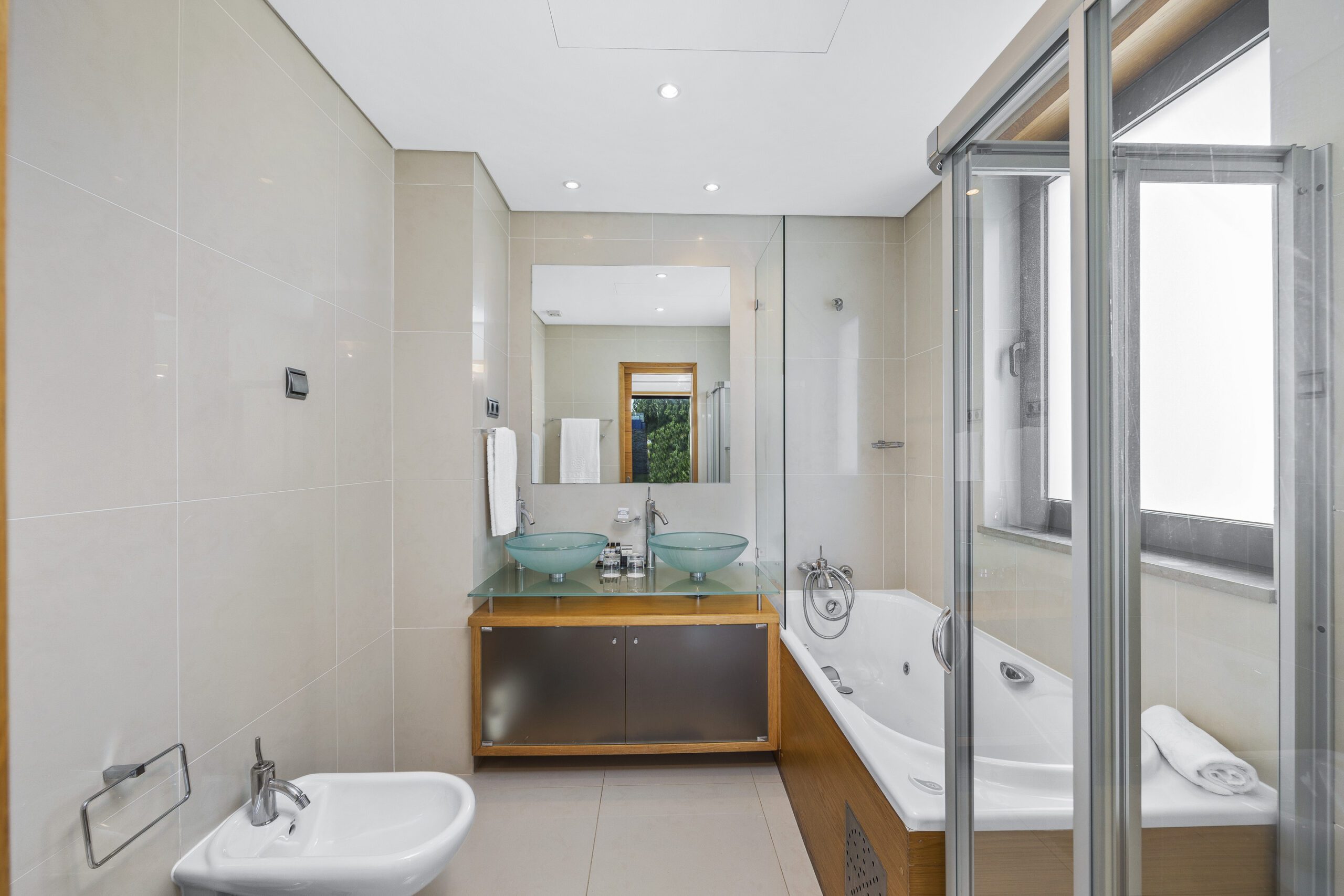 Two Bedroom Townhouse with pool