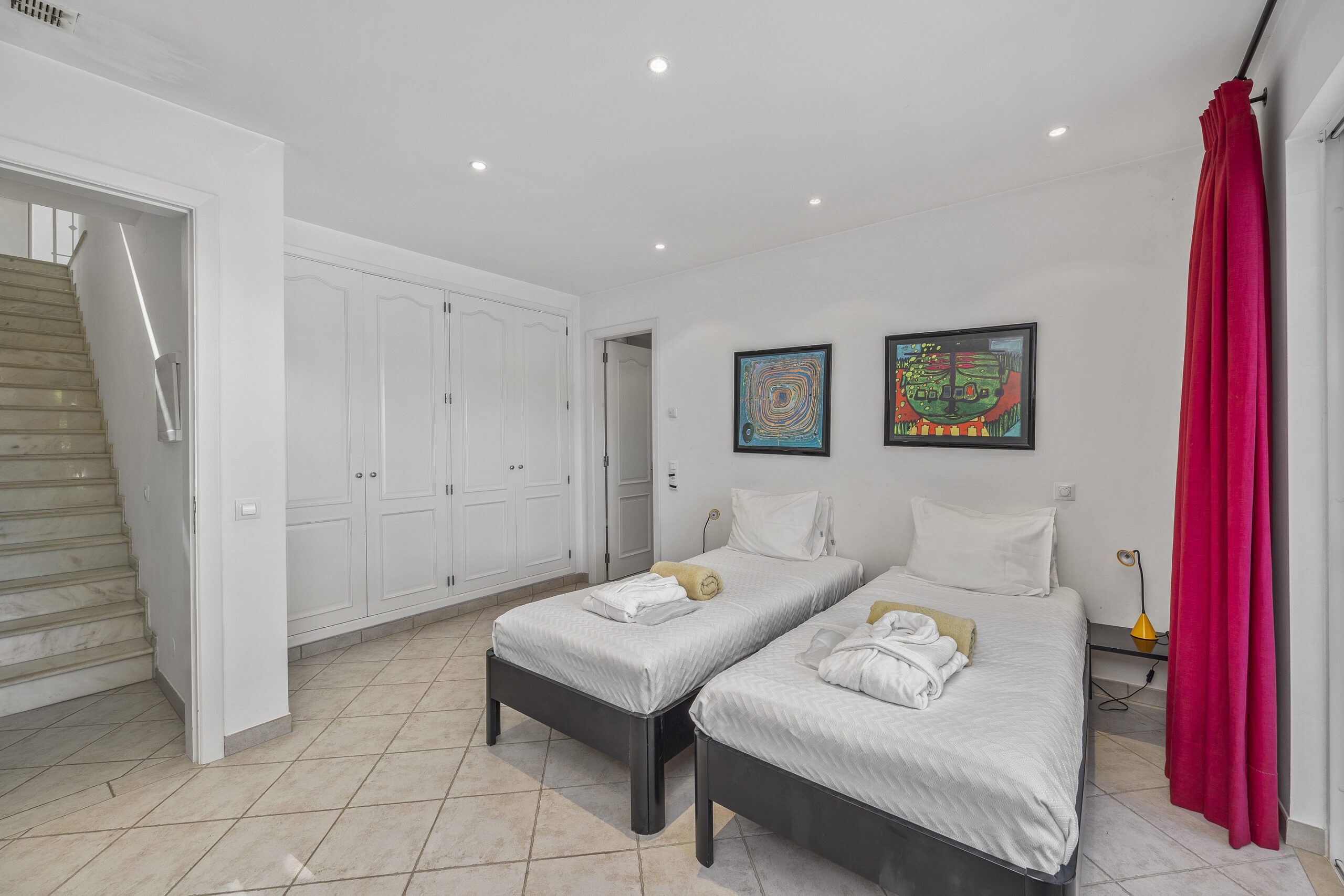 Three Bedroom Villa with pool