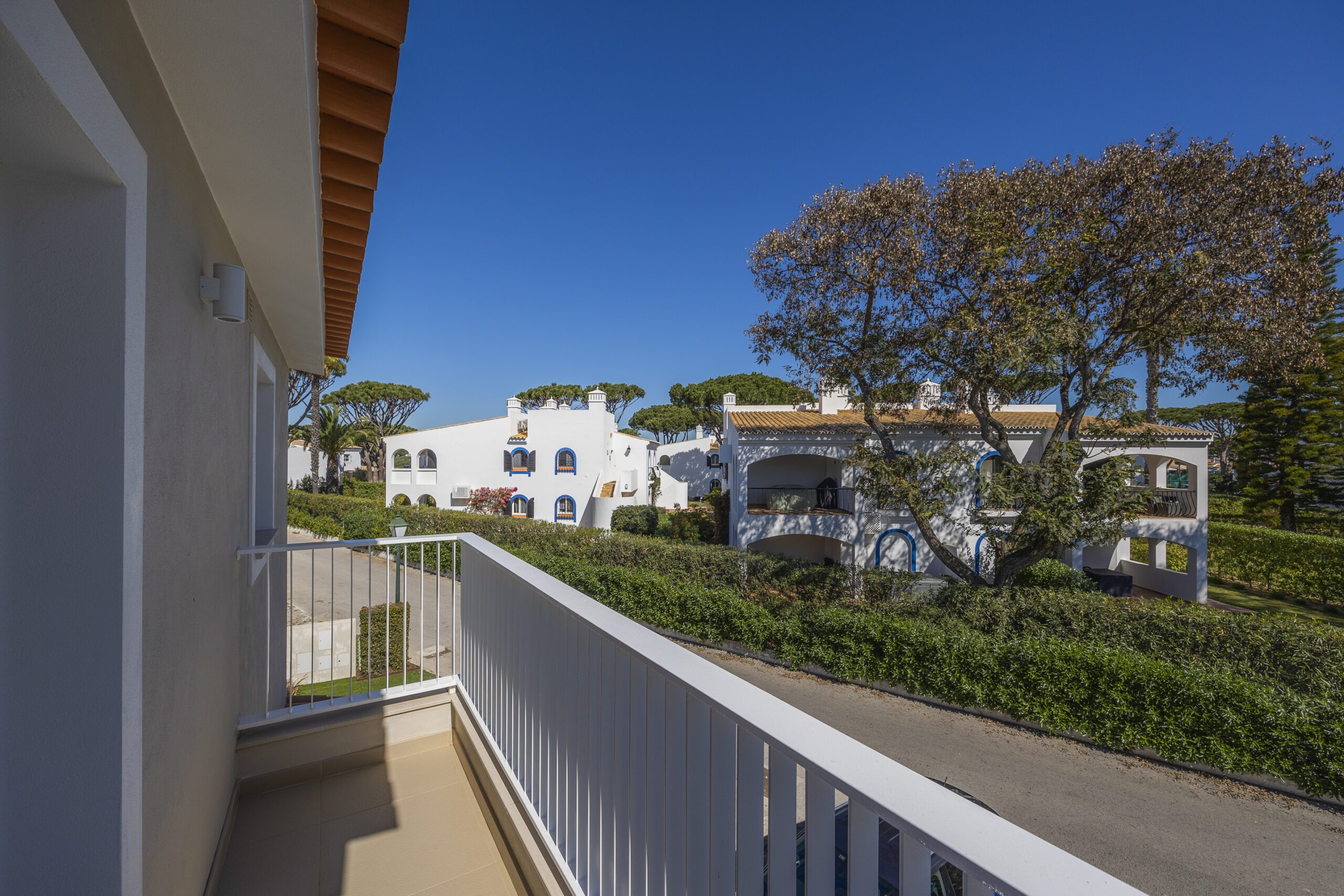 Three Bedroom Townhouse with pool