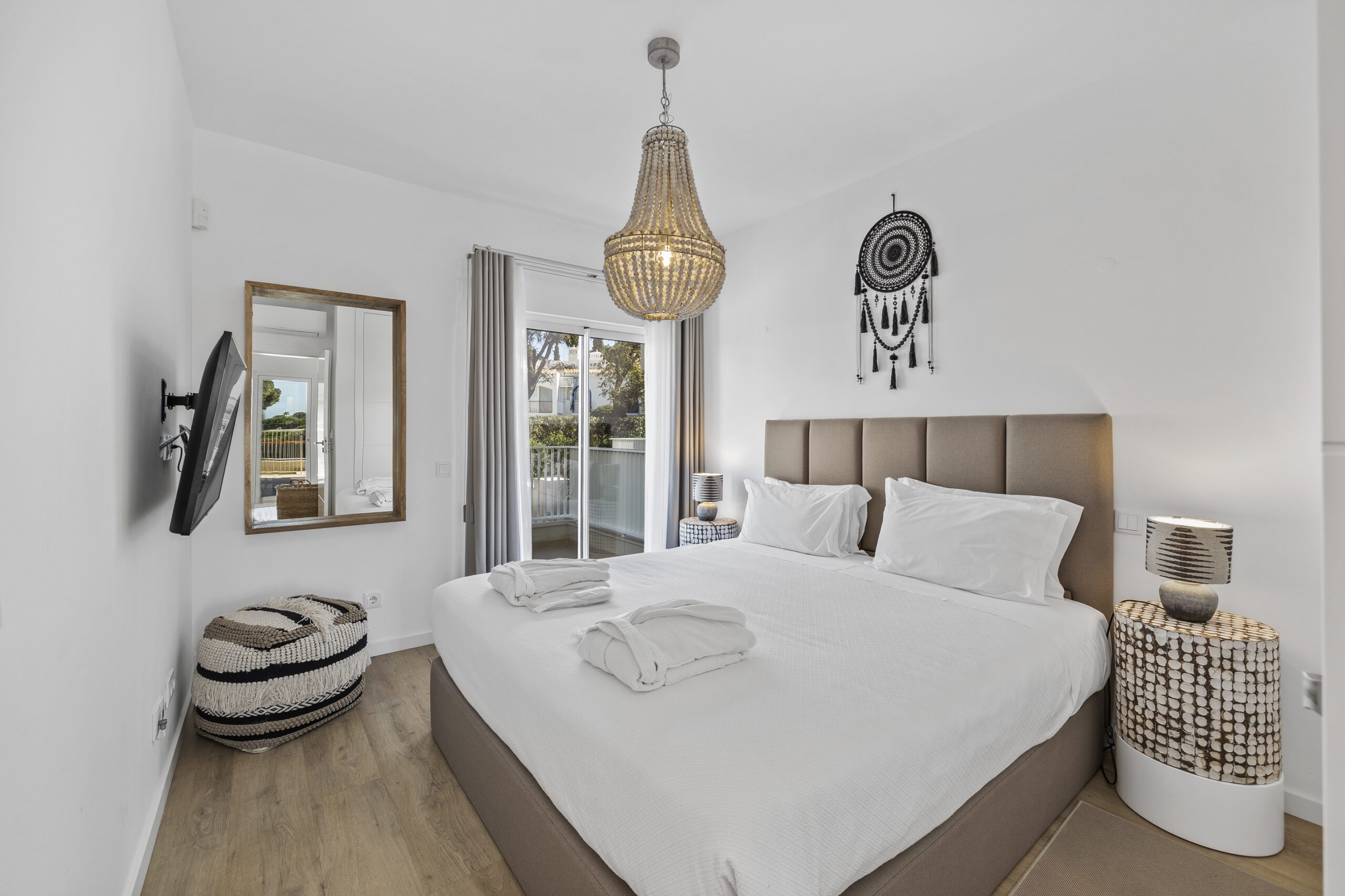 Three Bedroom Townhouse with pool