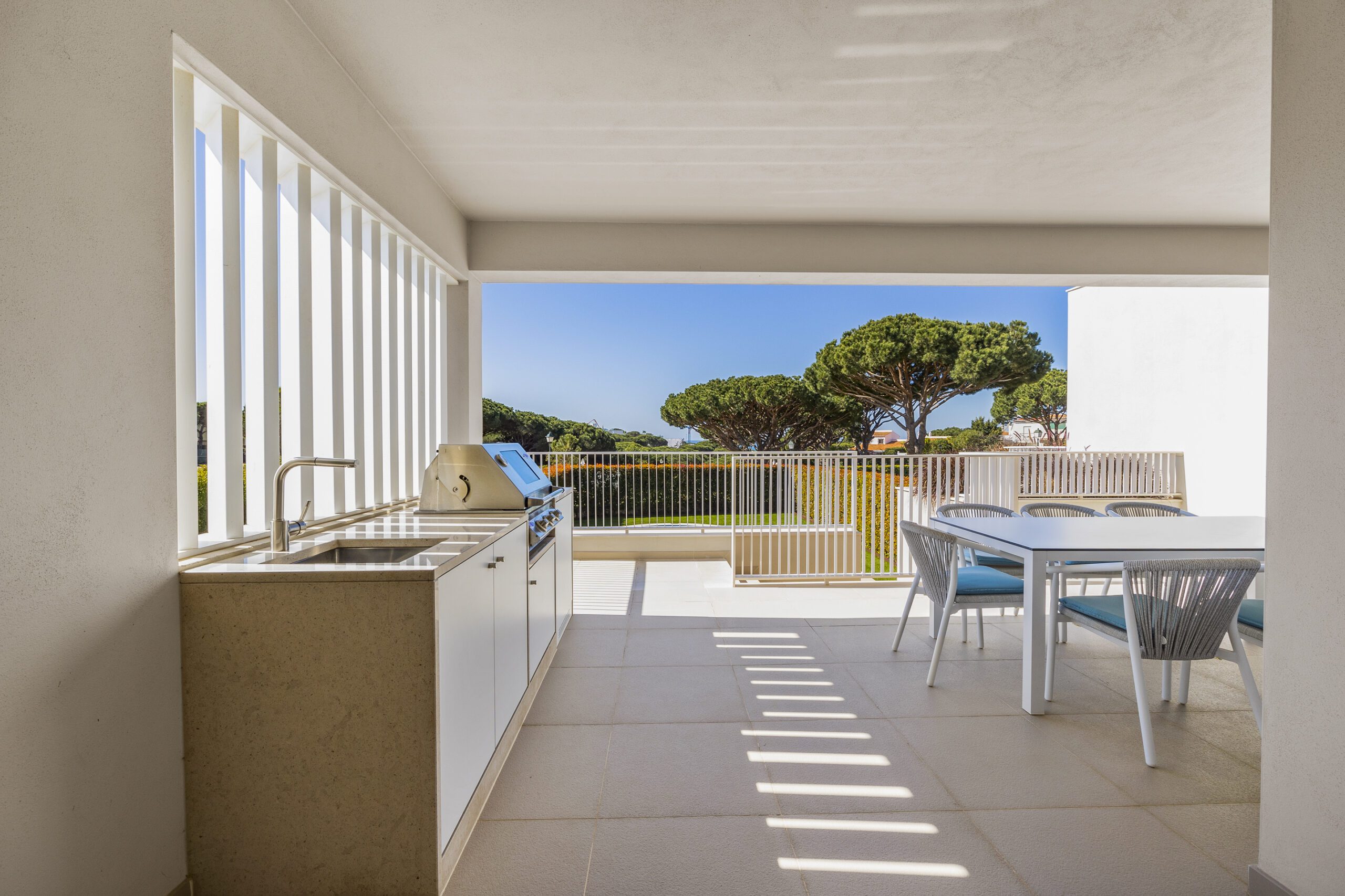 Three Bedroom Townhouse with pool