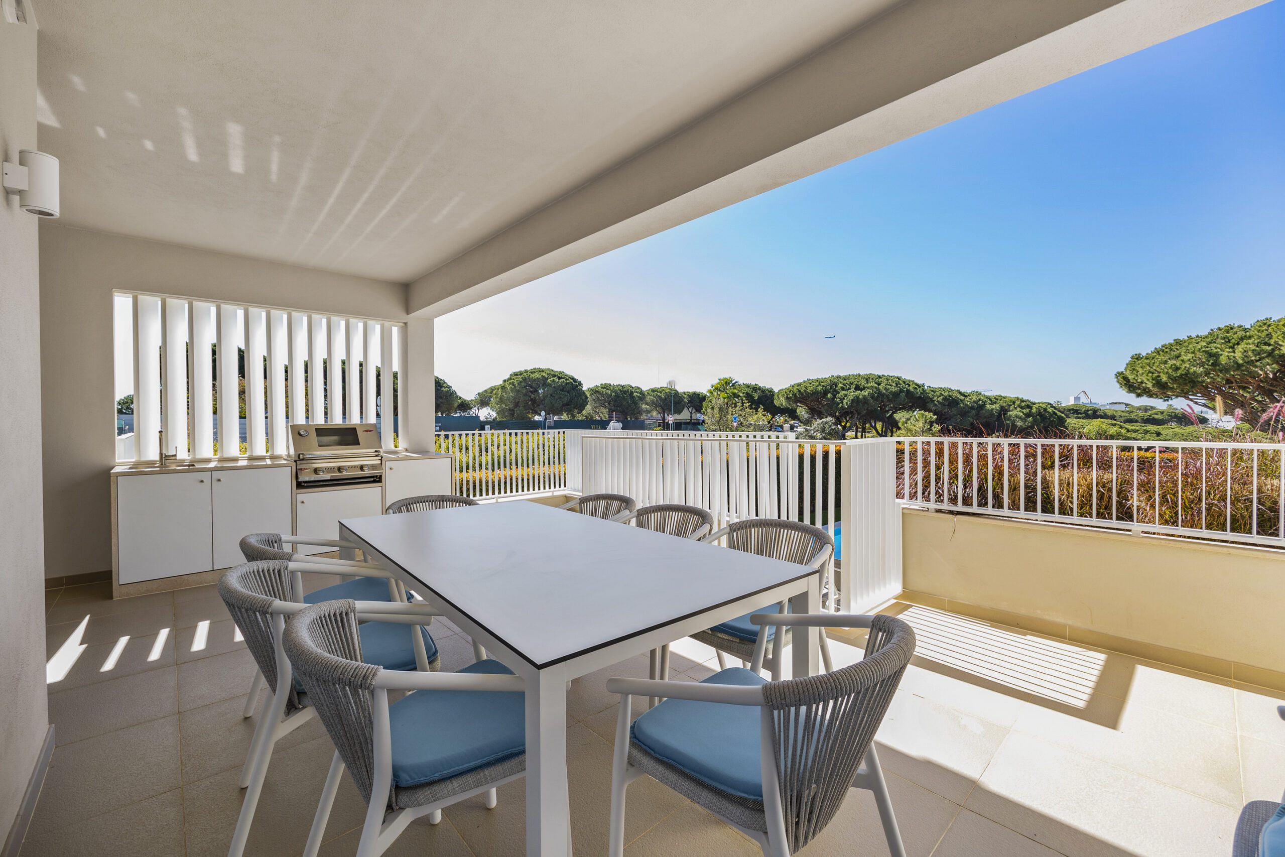 Three Bedroom Townhouse with pool