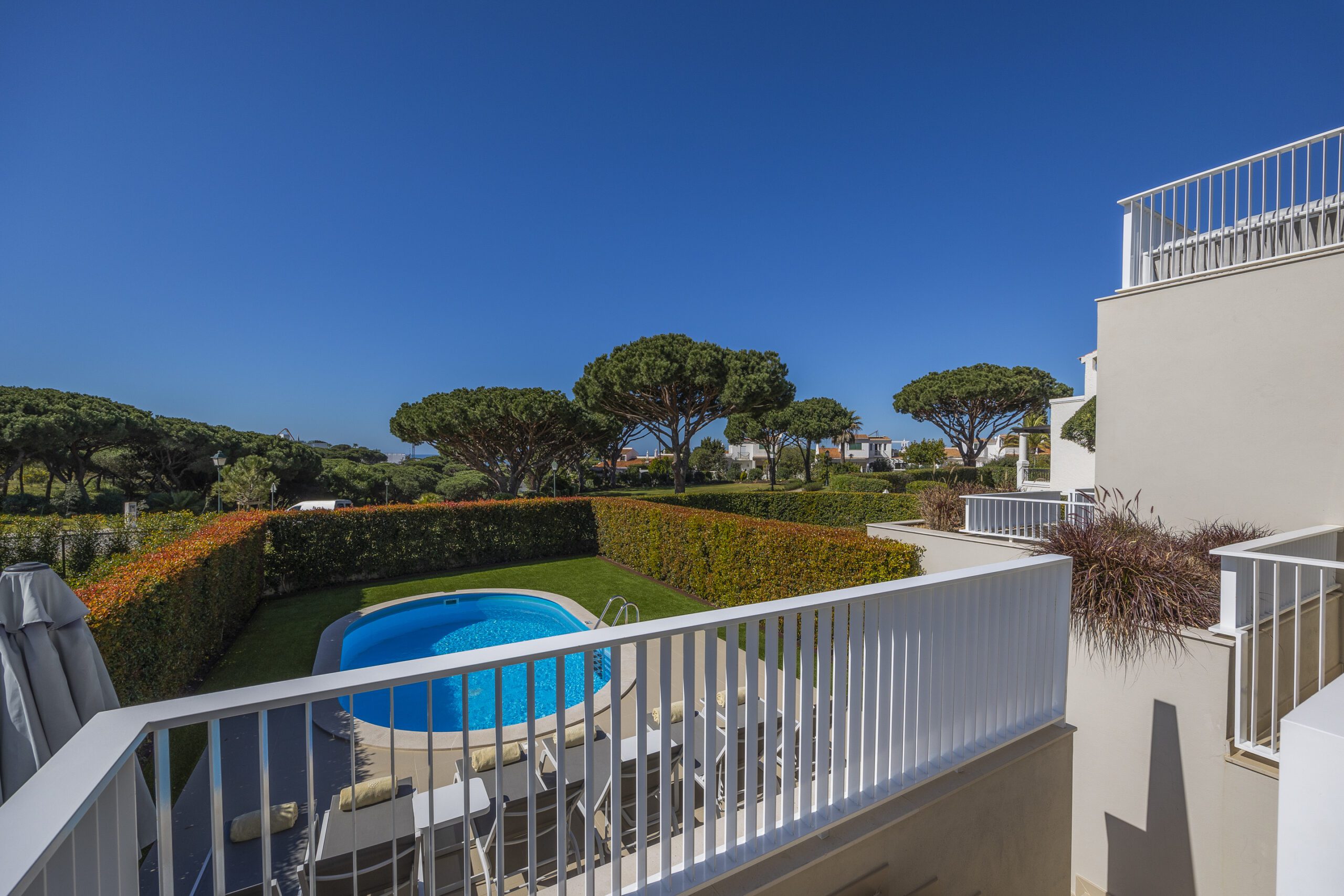 Three Bedroom Townhouse with pool