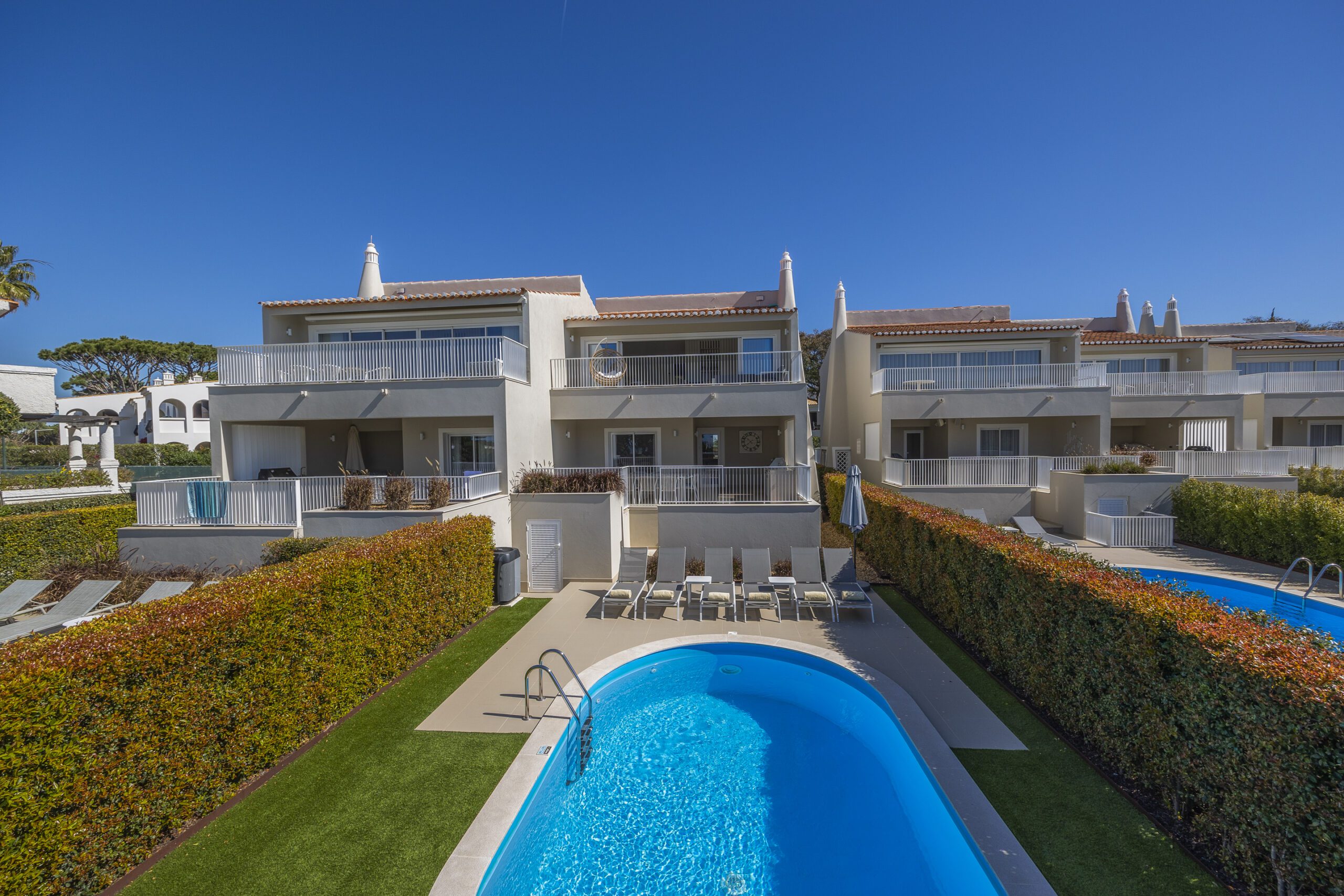 Three Bedroom Townhouse with pool