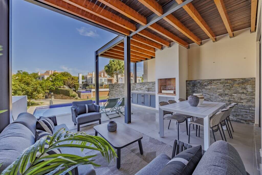 Two Bedroom Townhouse plus one with pool
