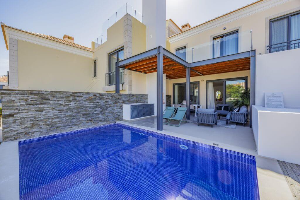 Two Bedroom Townhouse plus one with pool