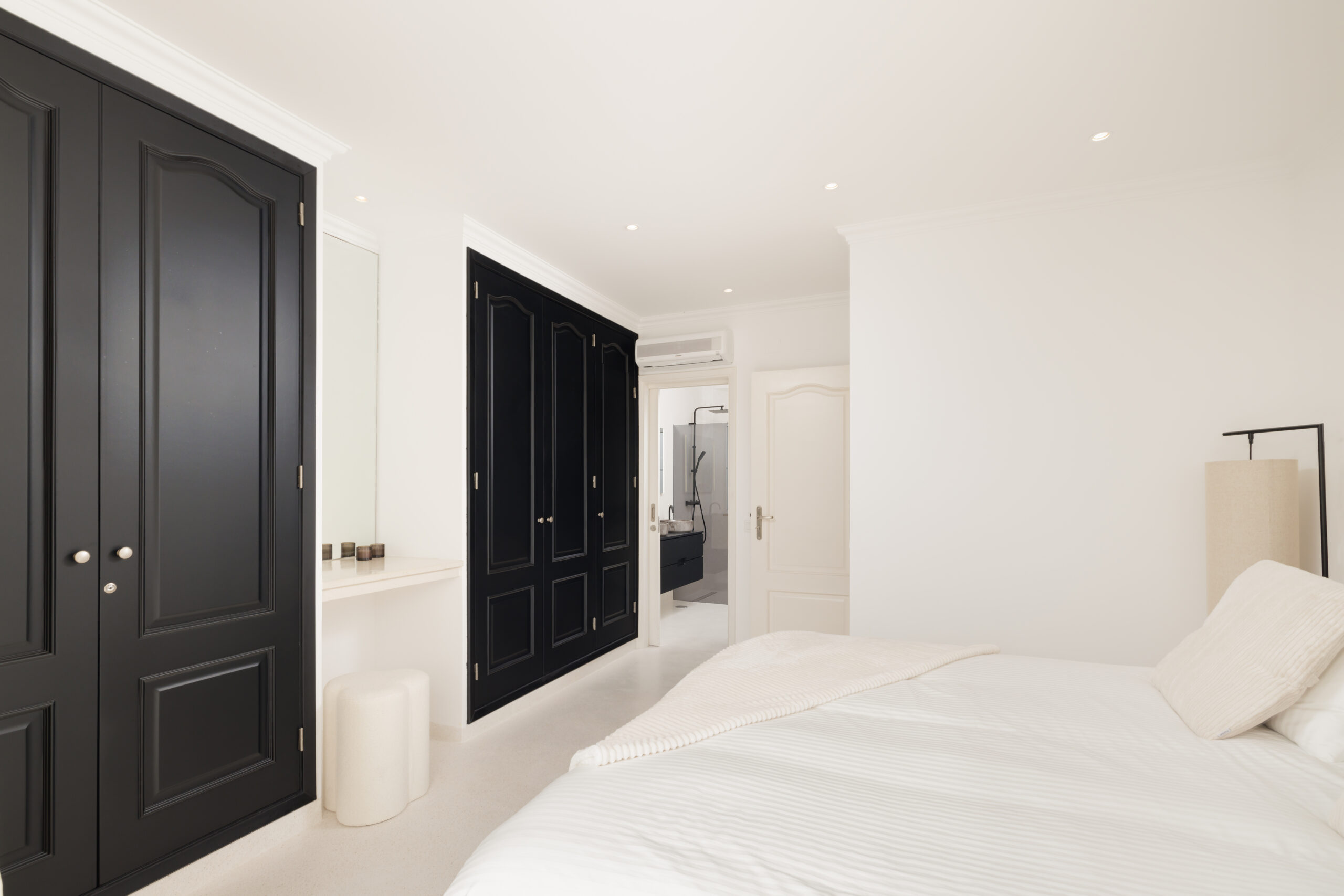 One Bedroom Townhouse Superior
