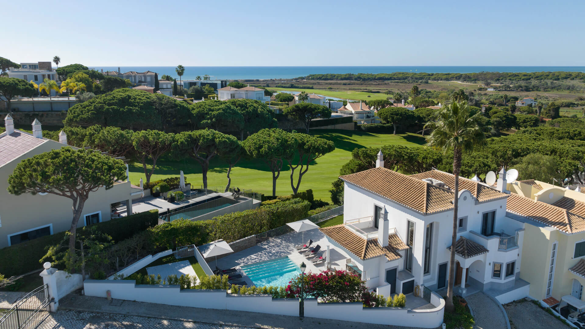 Villa Cara